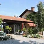 مزرعة للإقامة Cascina La Commenda Peveragno