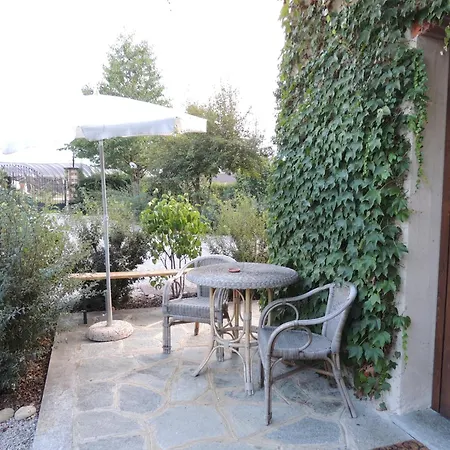 Cascina La Commenda Alloggio per agriturismo Peveragno