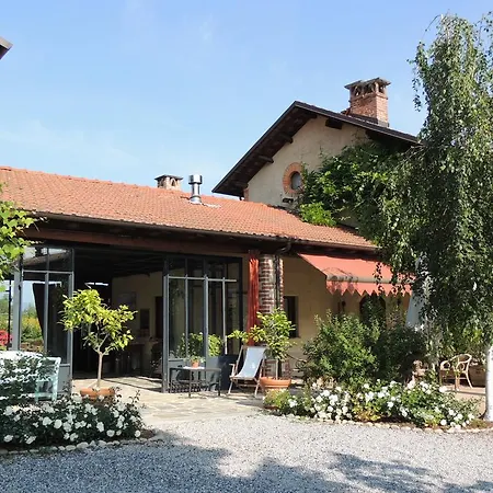 Farmház Cascina La Commenda Peveragno
