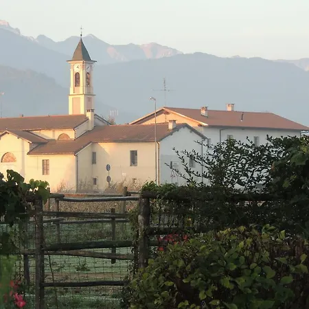 Farmház Cascina La Commenda Peveragno
