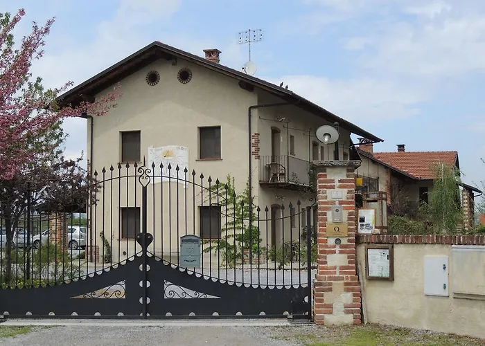 בית חווה Cascina La Commenda *