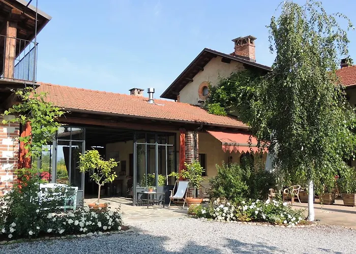 בית חווה Cascina La Commenda Peveragno