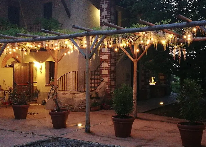 Cascina La Commenda בית חווה